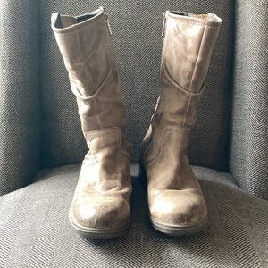 Women’s leather Clark boots, zipper, moto, heels